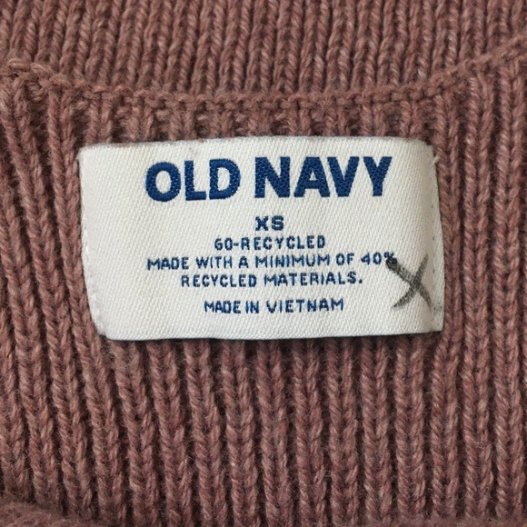 Old Navy V-Neck Knit Sweater Tank Top in Sandy Red - Picture 7 of 10